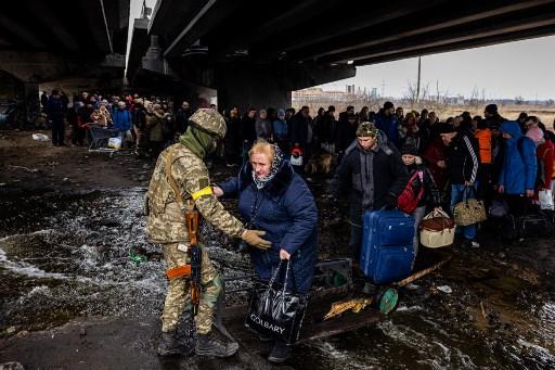 Jutarnji list: Šutnja iz Kijeva nije slučajna, Rusi napreduju, opasna situacija za Ukrajince u Donbasu