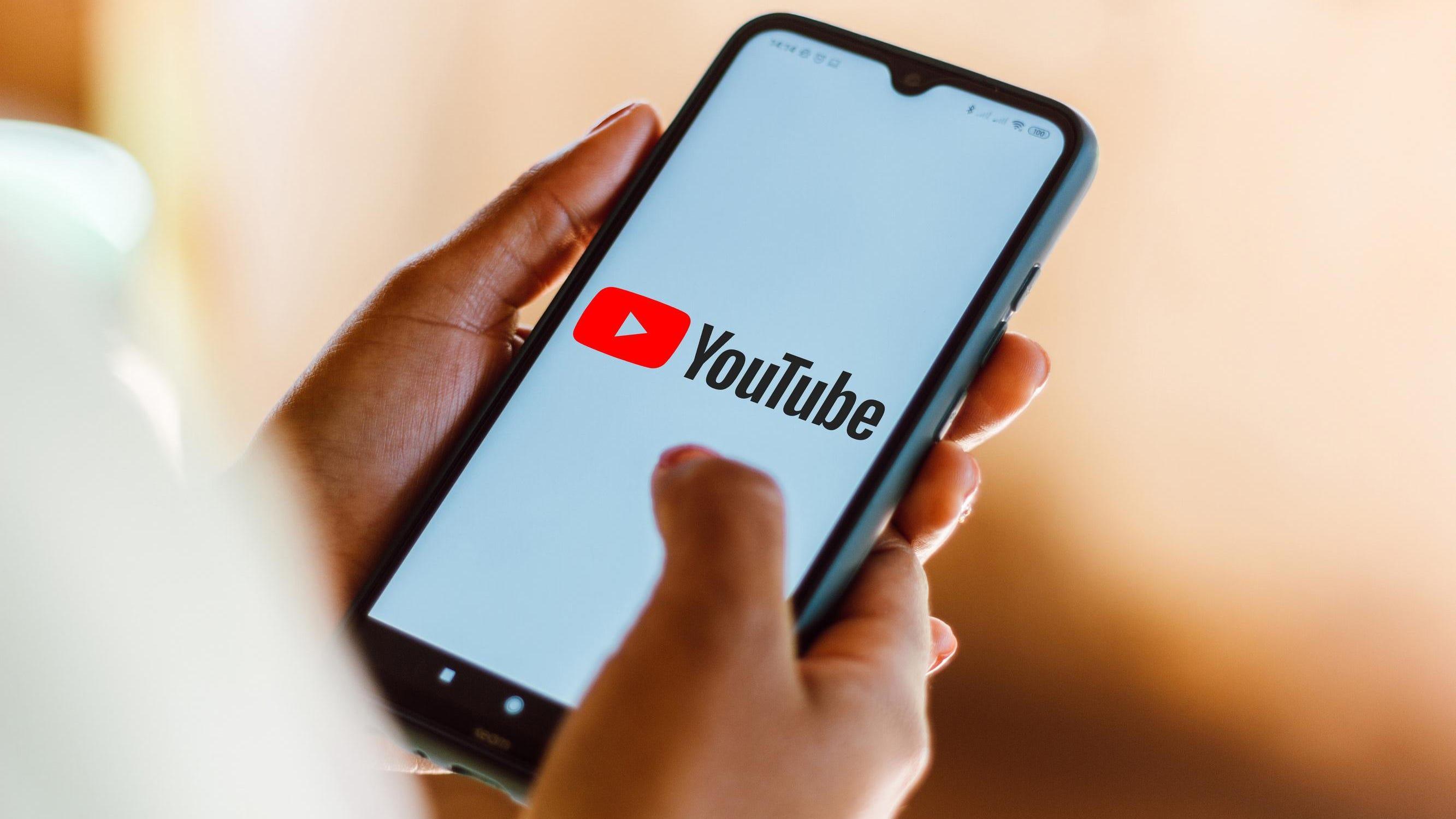 YouTube saopćio da je počeo blokirati sadržaje ruskih državnih medija