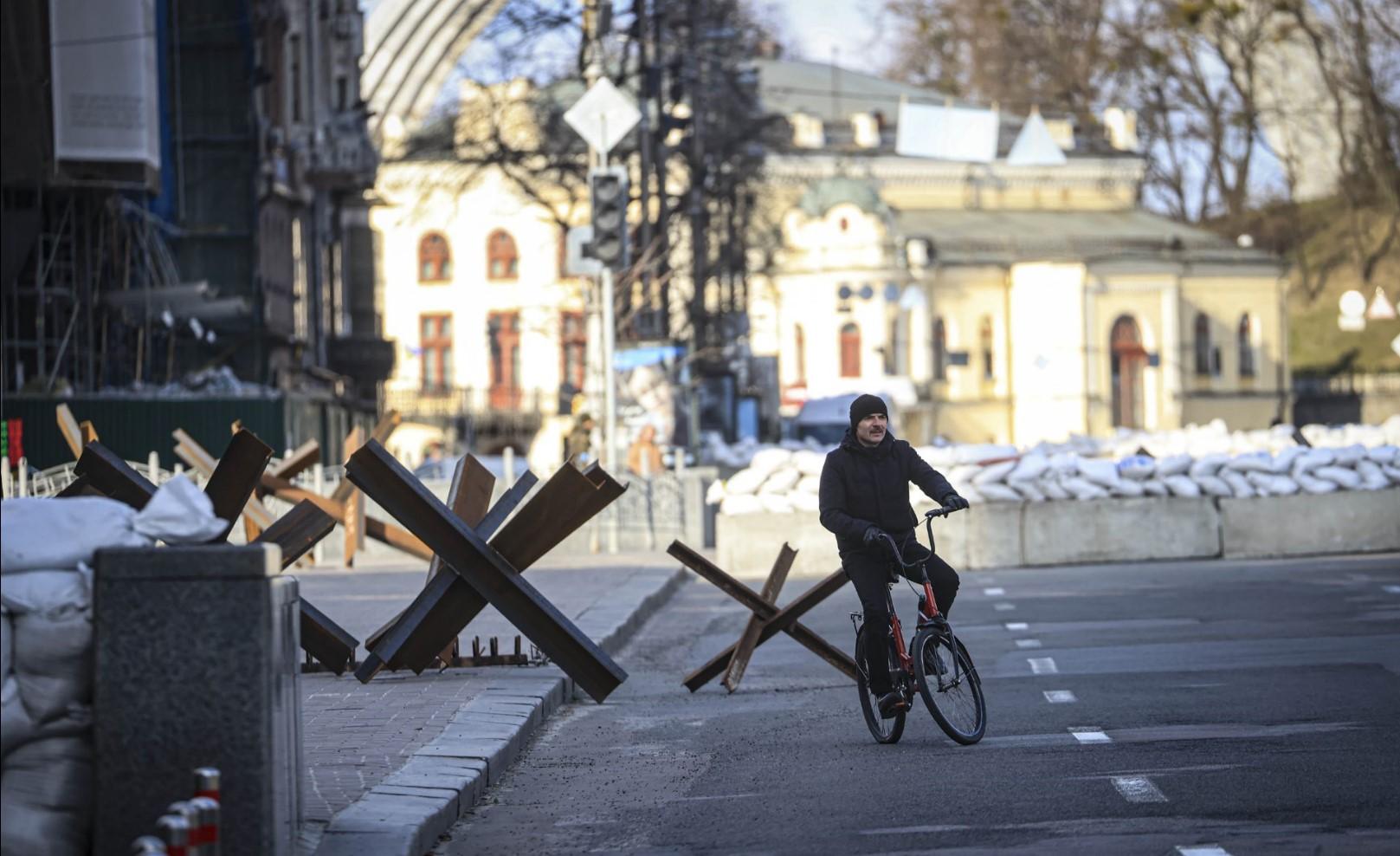 Mnogi građani su danas izašli iz skloništa - Avaz