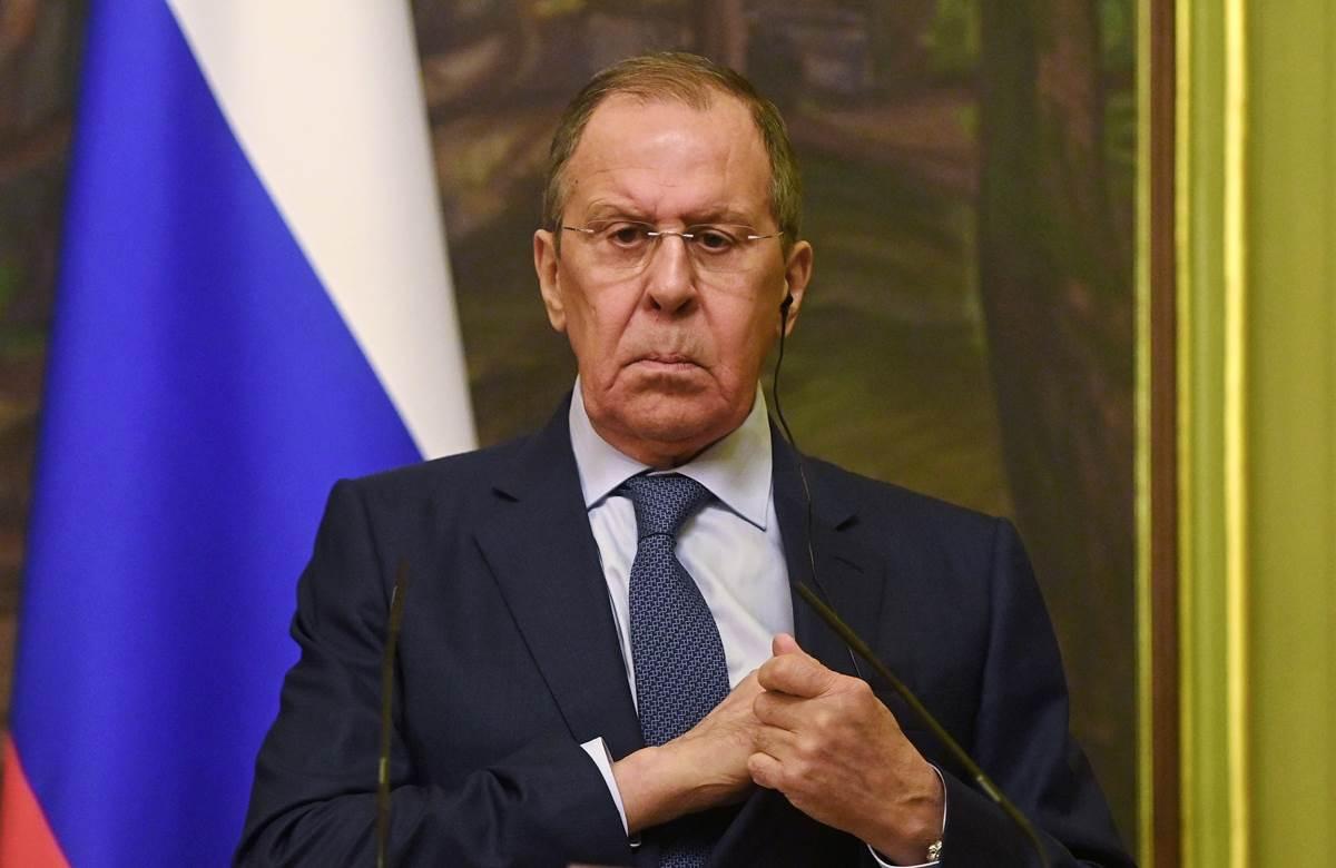 Lavrov: Sastanak Putina i Zelenskog će se održati kada budu približili stavov