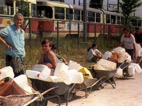 Na današnji dan 1992. godine počela je opsada Sarajeva - Avaz