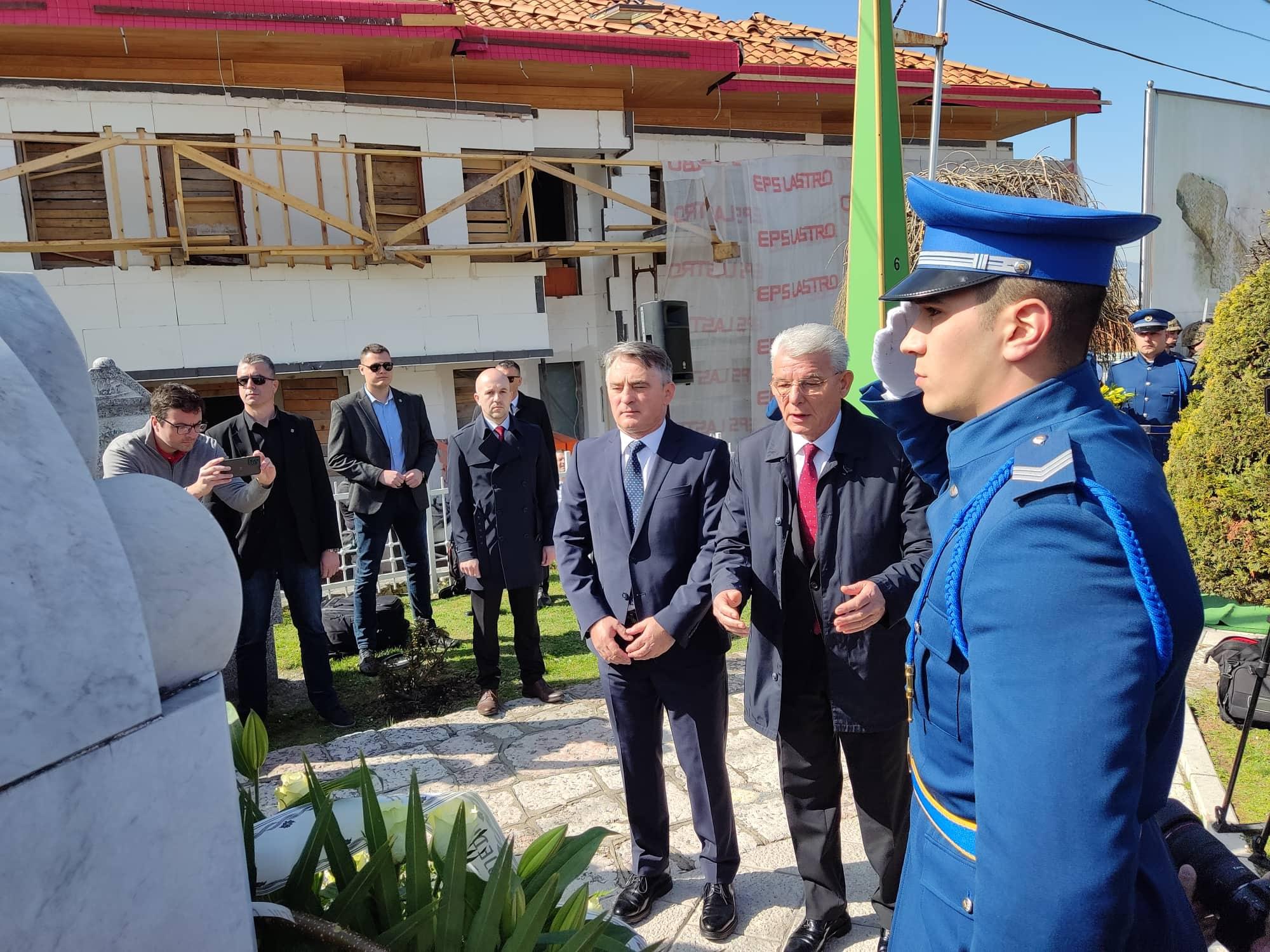 Na Šehidskom mezarju Kovači obilježena godišnjica osnivanja Armije R BiH