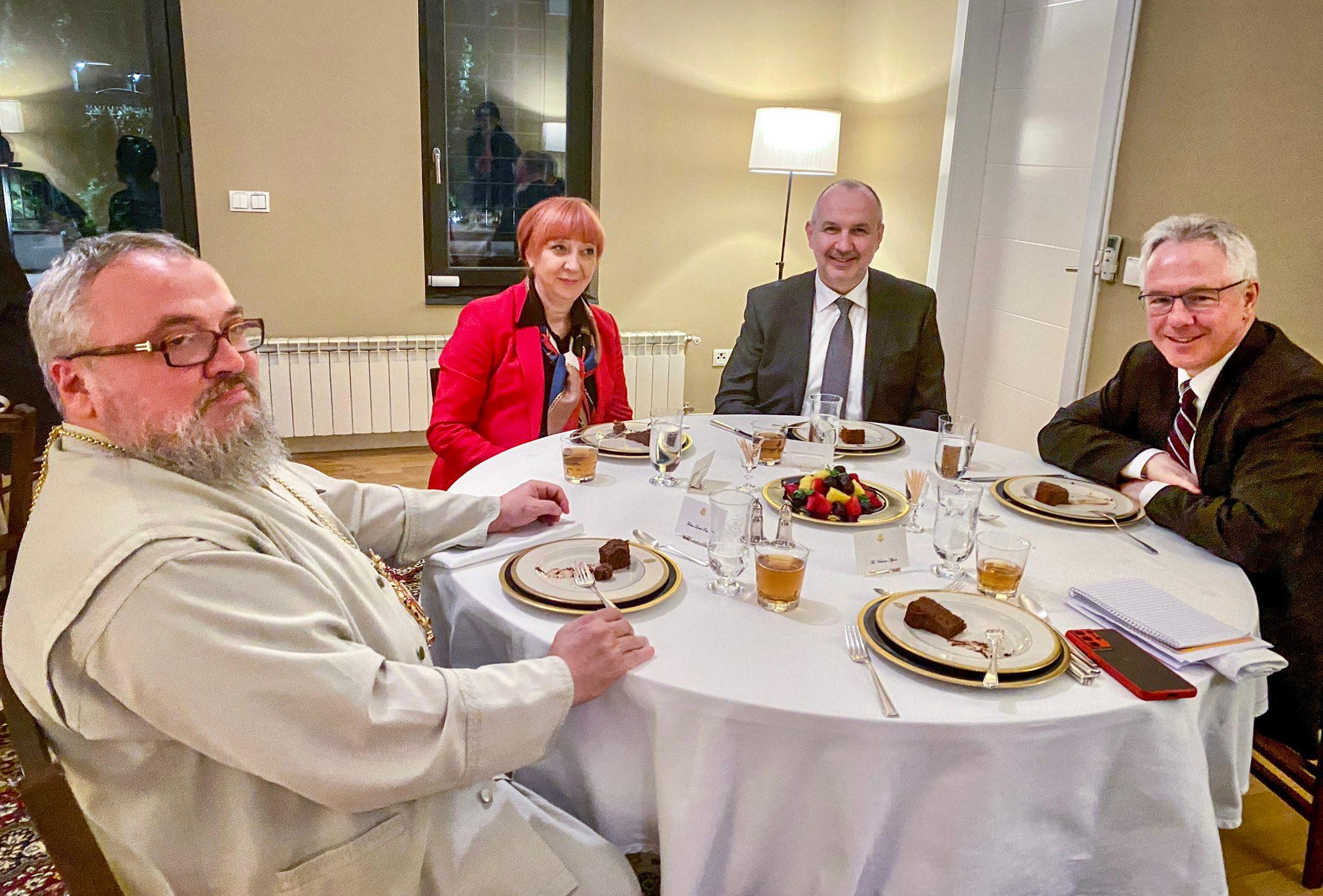 Ambasador Marfi upriličio iftar: Ponosni smo što poštujemo duboko ukorijenjenu bh. tradiciju dijeljenja radosti vjerskih proslava