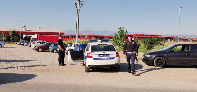 Dječaka (15) udario auto dok je išao u školu