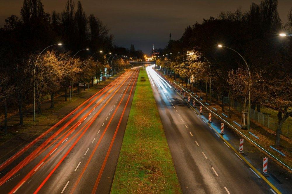 U Njemačkoj gradovi skraćuju vrijeme upaljene ulične rasvjete, evo i zbog čega