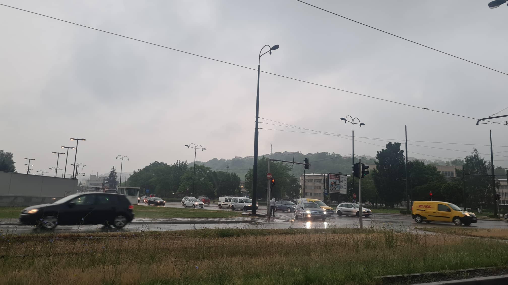 Nevrijeme u Sarajevu: Crni oblaci se nadvili nad gradom