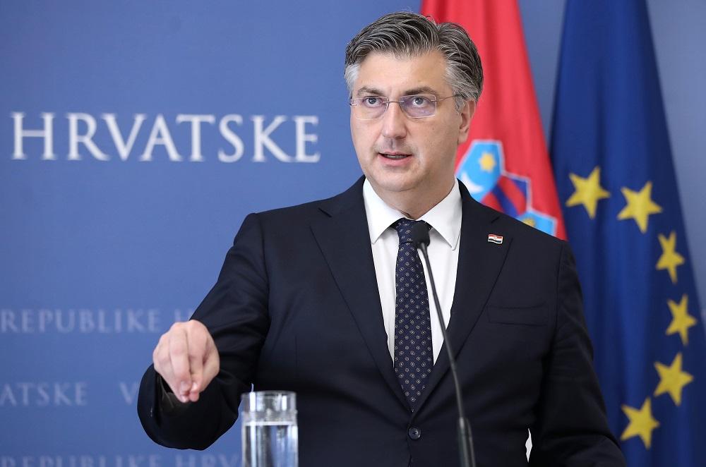 Plenković: Srbija mora paziti koju stranu bira i drži