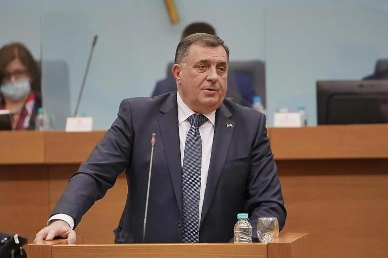 Dodik se oglasio na Twitteru: Ni slova o debaklu u NSRS, prešutio glavne zaključke