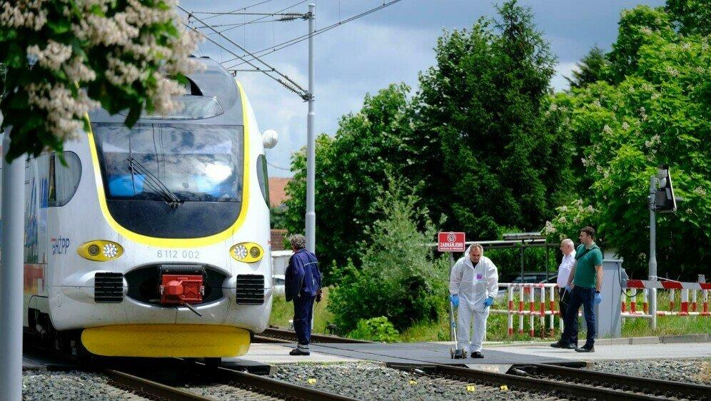 Stravična nesreća u Zagrebu: Voz udario pješaka, svjedok sve ispričao