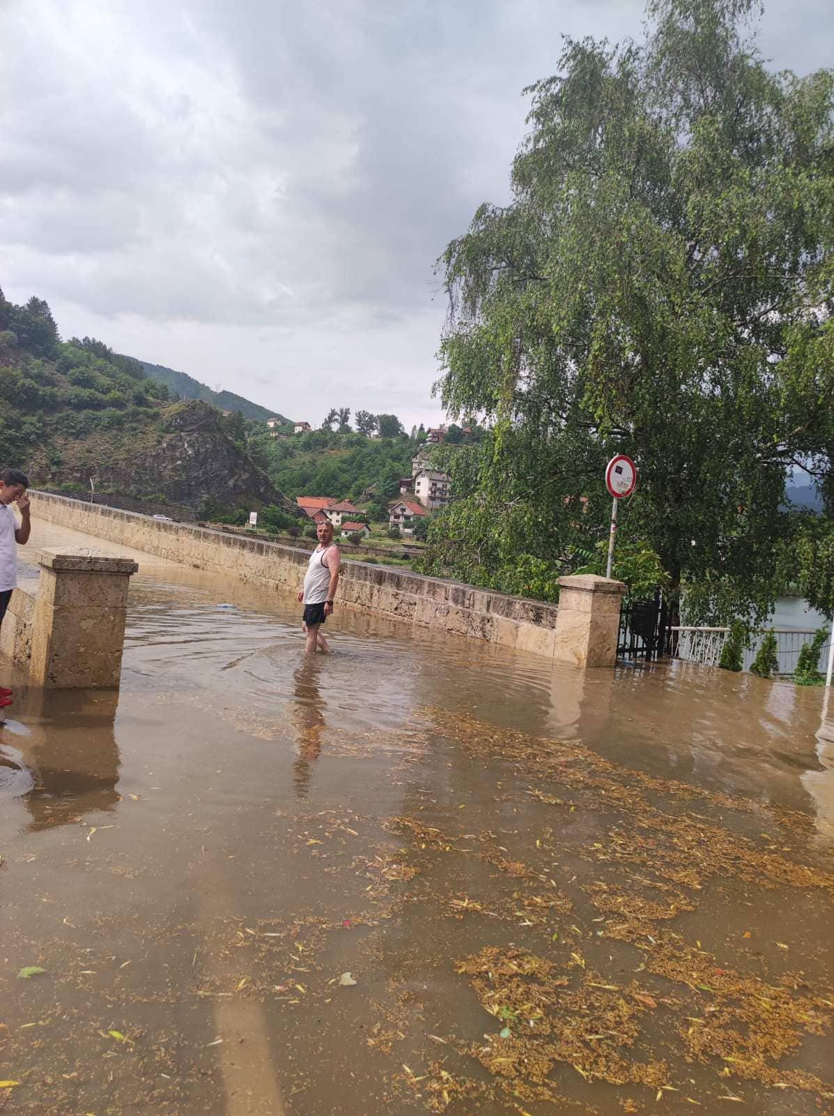 Zoran Maksimović nakon nevremena za "Avaz": Trajalo je dvadesetak minuta i bio je haos