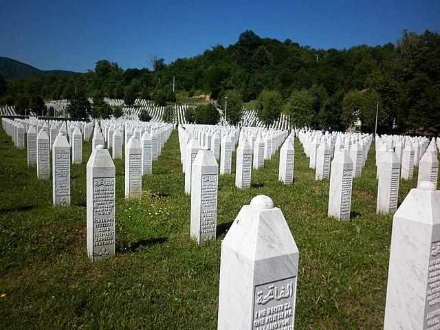 Pored 6.671 nišana u Potočarima danas će u svježe iskopane kabure biti spušteno još 50 žrtava genocida - Avaz