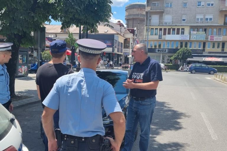 Stevu Lazića iz Bijeljine zbog Milorada Dodika držali četiri sata u policijskoj stanici: Ja izašao, on ode helikopterom