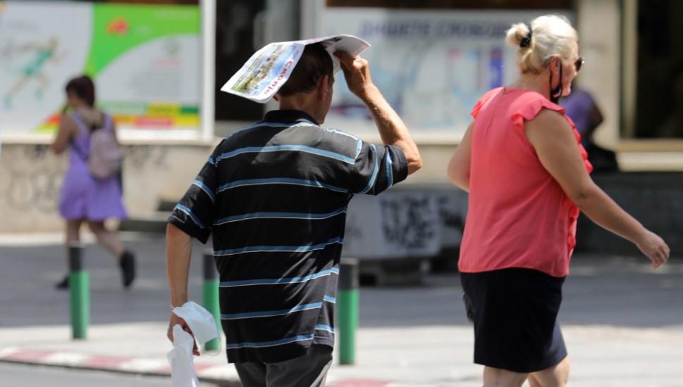 Trudnice i stariji od 60 godina zbog vrućina ne moraju na posao