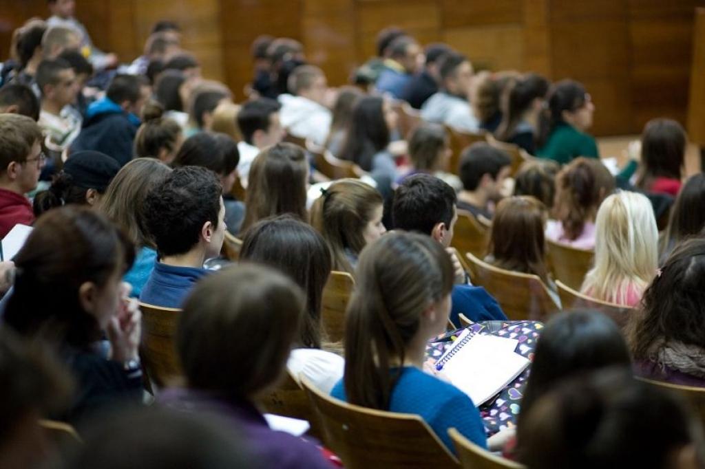 Odluke Vlade KS: Kanton Sarajevo finansirat će studiranje na još četiri studijska programa, proširene upisne kvote na četiri fakulteta