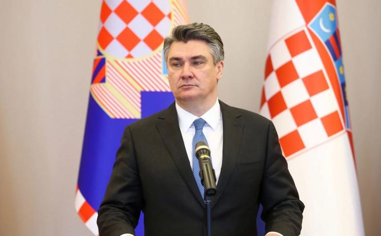 Uvijek je zabavno kad Zoran Milanović ispadne blesav, a čini se da ni njemu nije mrsko ispasti blesav: Sjetimo se što je u junu odlučno tvrdio