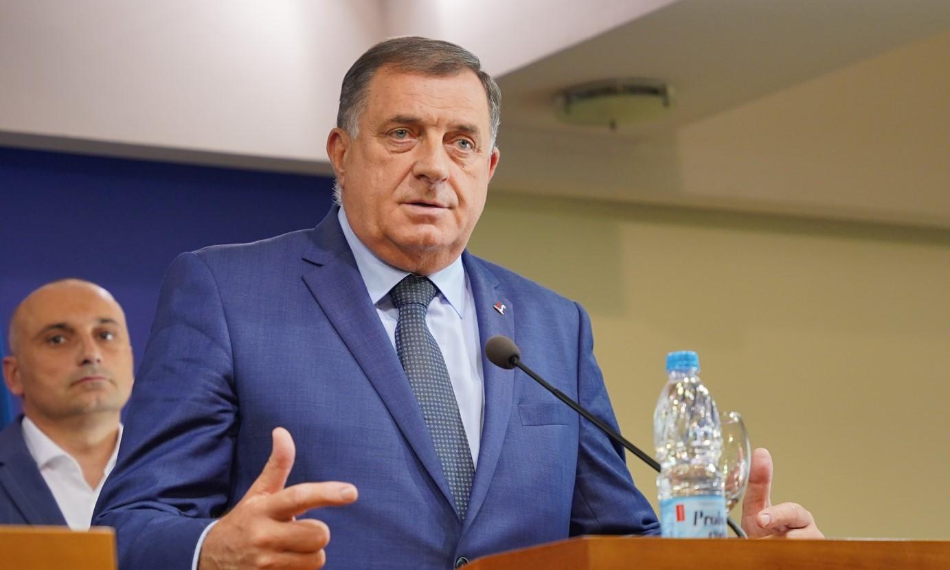 Dodik za sutra najavio sastanak sa Viktorom Orbanom