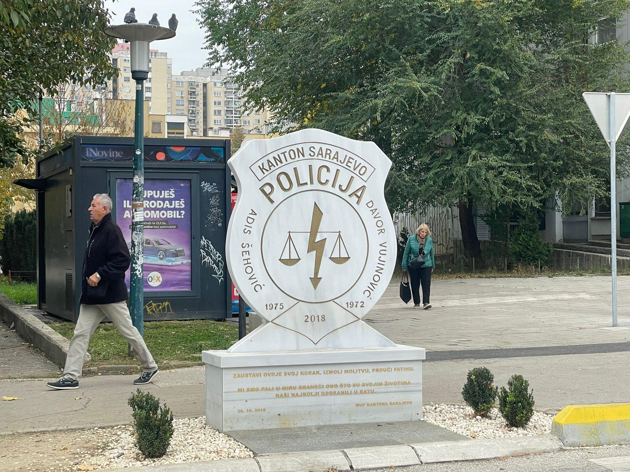 Spomenik policajcima na Alipašinom Polju - Avaz