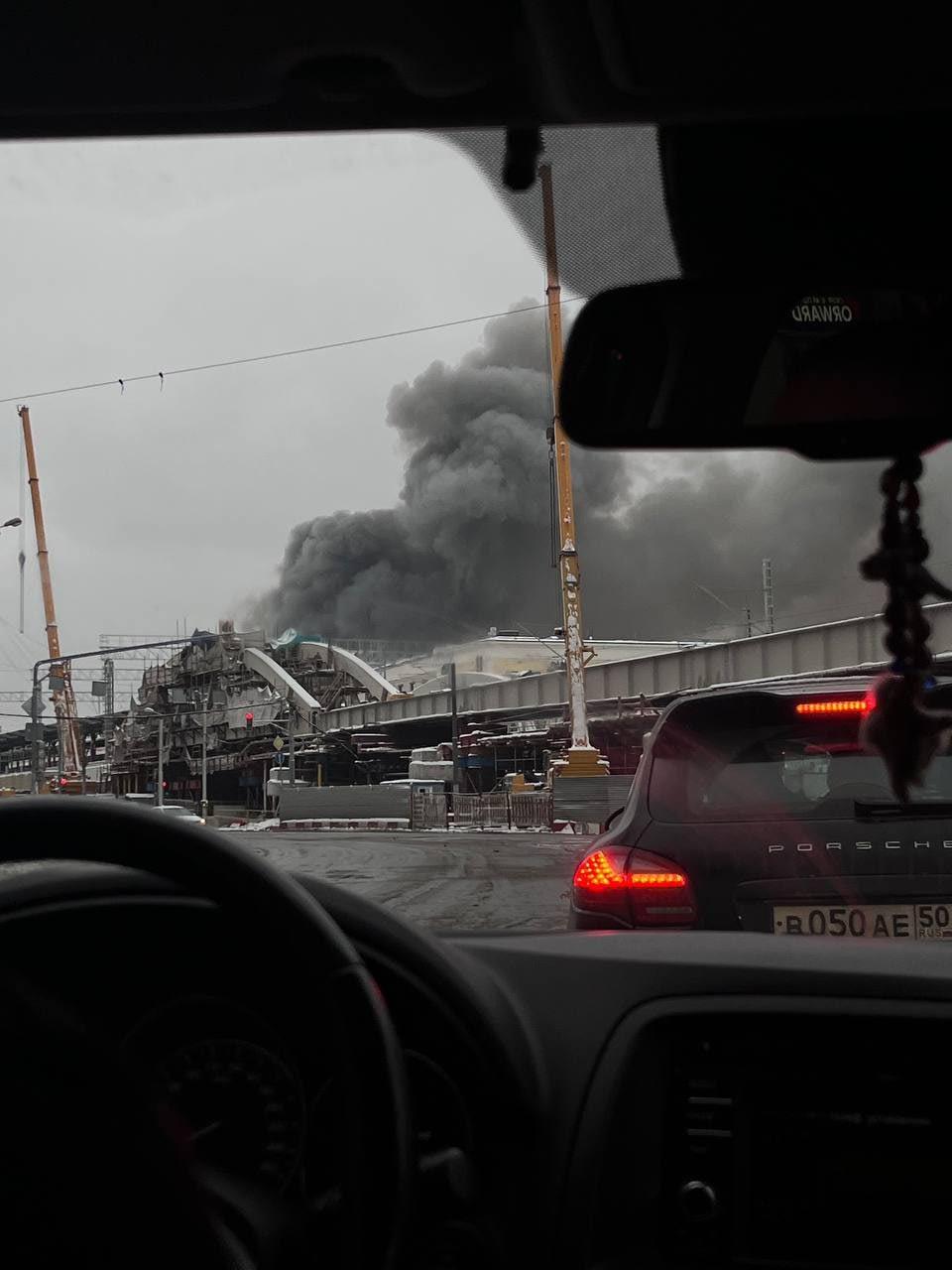 Velik požar u centru Moskve: Najmanje pet osoba poginulo