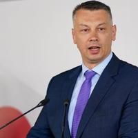 Nešić: "Blokadom projekata u RS-u ekonomsku štetu jednako trpi i FBiH"