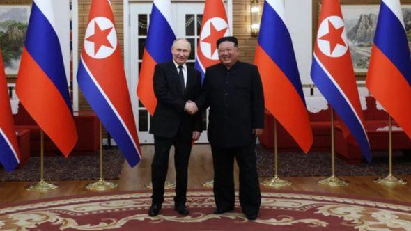 Vladimir Putin i Kim Jong un - Avaz