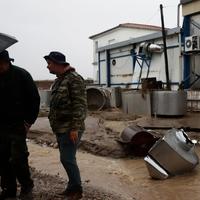 Strašno nevrijeme u Grčkoj: Dvoje mrtvih, troje nestalih, uništen most...