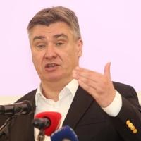 Milanović: Ustaše su bili kavaliri za one koji su se borili uz pozdrav "Slava Ukrajini"