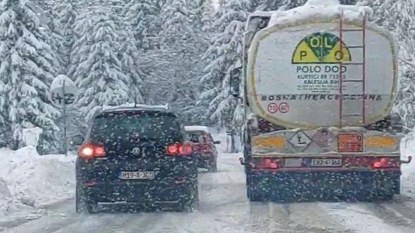 Stanje na putu Olovo - Nišići - Avaz