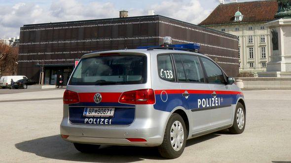 Austrijska policija - Avaz