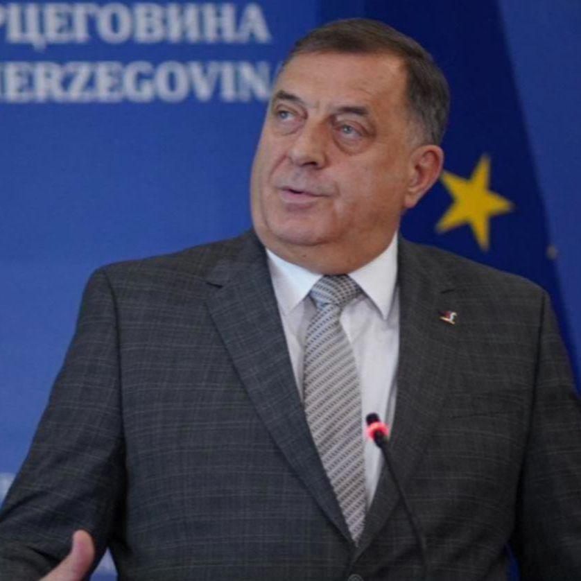 Dodik uoči neustavnog dana RS: Američki avioni nemaju saglasnost Predsjedništva da nadlijeću BiH