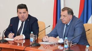 Stevandić uvjeren da mu Dodik radi "iza leđa", ogorčen je na SNSD