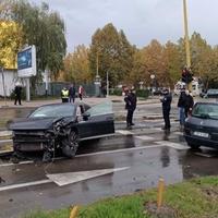 Teška saobraćajna nesreća u Tuzli: Četiri osobe povrijeđene