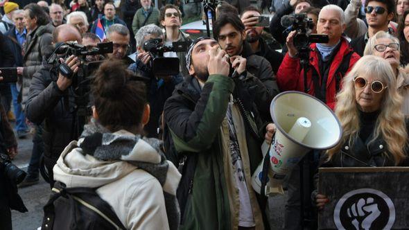 Protesti u Beogradu - Avaz