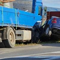 Nakon nesreće na ulazu u Mostar: Vozaču Opela se bore za život