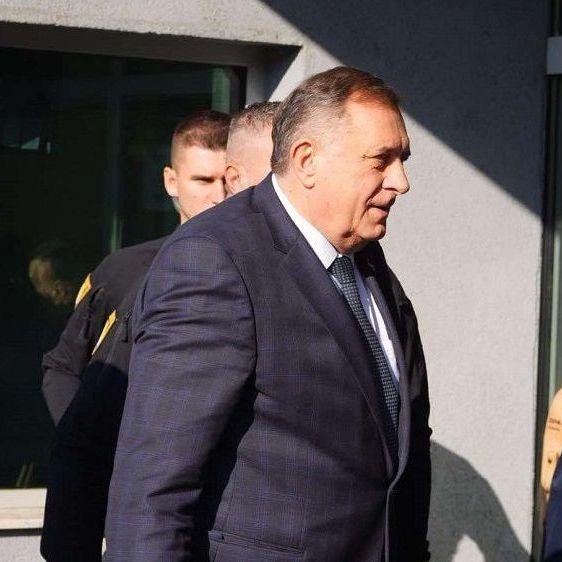 Dodik aplaudirao na svoju izjavu koja je prikazana u sudnici, advokat govorio o "potomcima žrtava" i "potomcima okupatora"