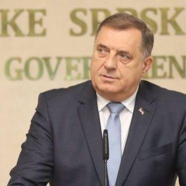 Dodik uplatio po 50.000 KM svim lokalnim zajednicama pogođenim poplavama