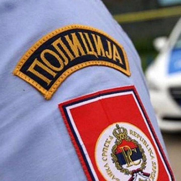 Teška nesreća kod Dervente: Muškarac sletio s puta vozilom i poginuo