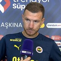 Džeko stao pred kamere i odgovorio kritičarima: Fenerbahče me zato i doveo