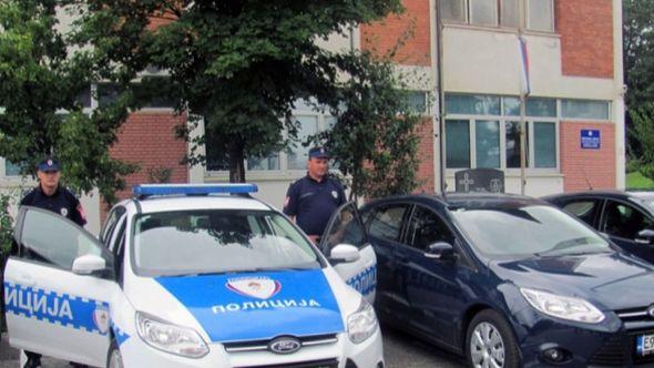 Intervenirala policija - Avaz