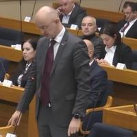 Uživo / U toku sjednica NSRS: Mazalica žestoko kritizirao SDS i PDP, stigao odgovor Bodiroge