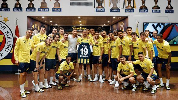 Bonući: Fener posljednji klub u karijeri - Avaz