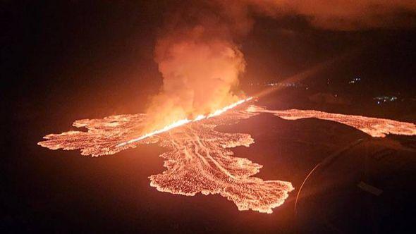 Eruptirao vulkan Semeru - Avaz