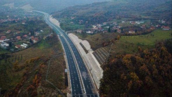 Zatvorena zenička zaobilaznica u oba smjera - Avaz