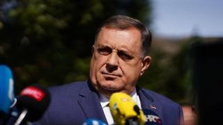 Dodik se oglasio i tvrdi: U BiH je sve lažno, od SABNOR-a do Šmita