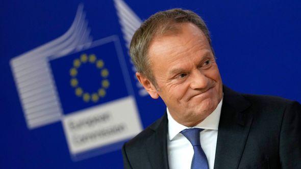 Donald Tusk - Avaz