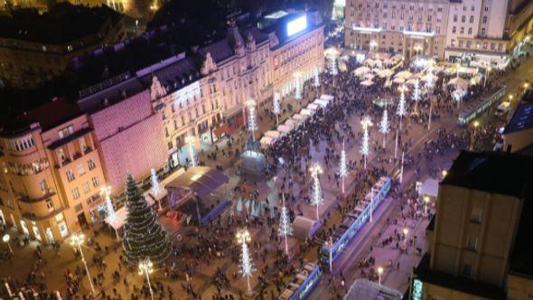 Trg bana Josipa Jelačića Zagreb - Avaz