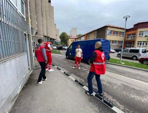 Tokom akcije prikupljanja pomoći - Avaz