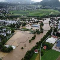 Užas u Sloveniji: Najmanje troje mrtvih u nevremenu 