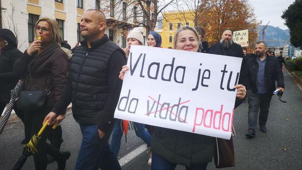 Protest prosvjetnih radnika - Avaz