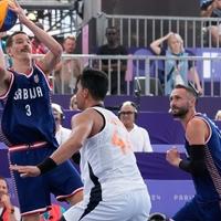 Šut iz "očaja" Stojačića za pobjedu basket reprezentacije Srbije